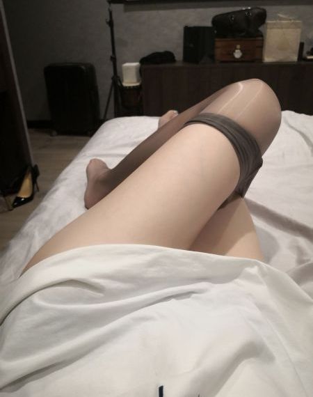 动车女服务员艳遇bd_超清完整在线观看